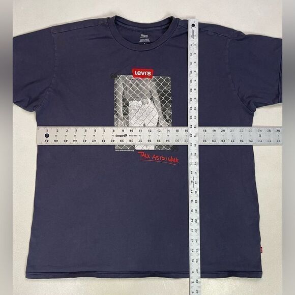 Levi's Talk As You Walk Graphic T-shirt Men Medium Oversized Blue Short Sleeve - Picture 7 of 7